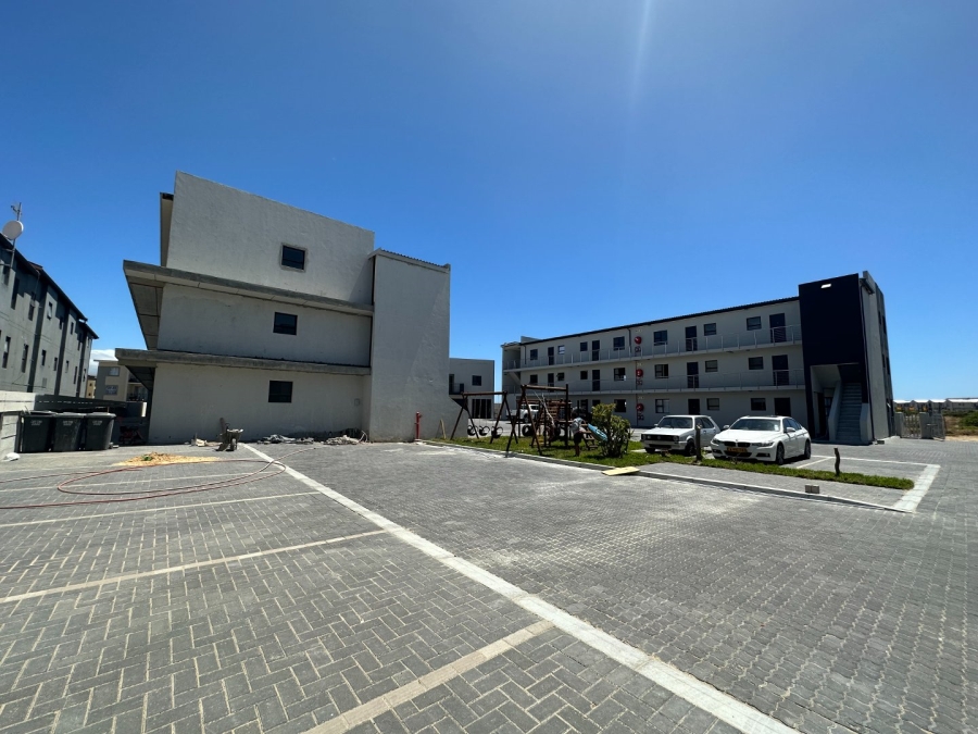 2 Bedroom Property for Sale in Parklands Western Cape